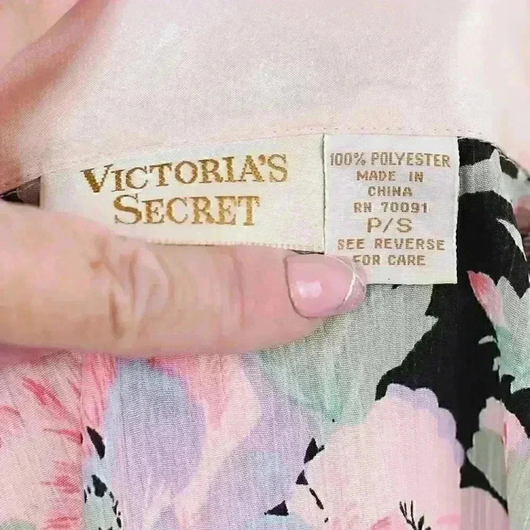 Victoria's Secret Gold Label Size P/S rose/black floral button down short sleeve - Picture 14 of 15